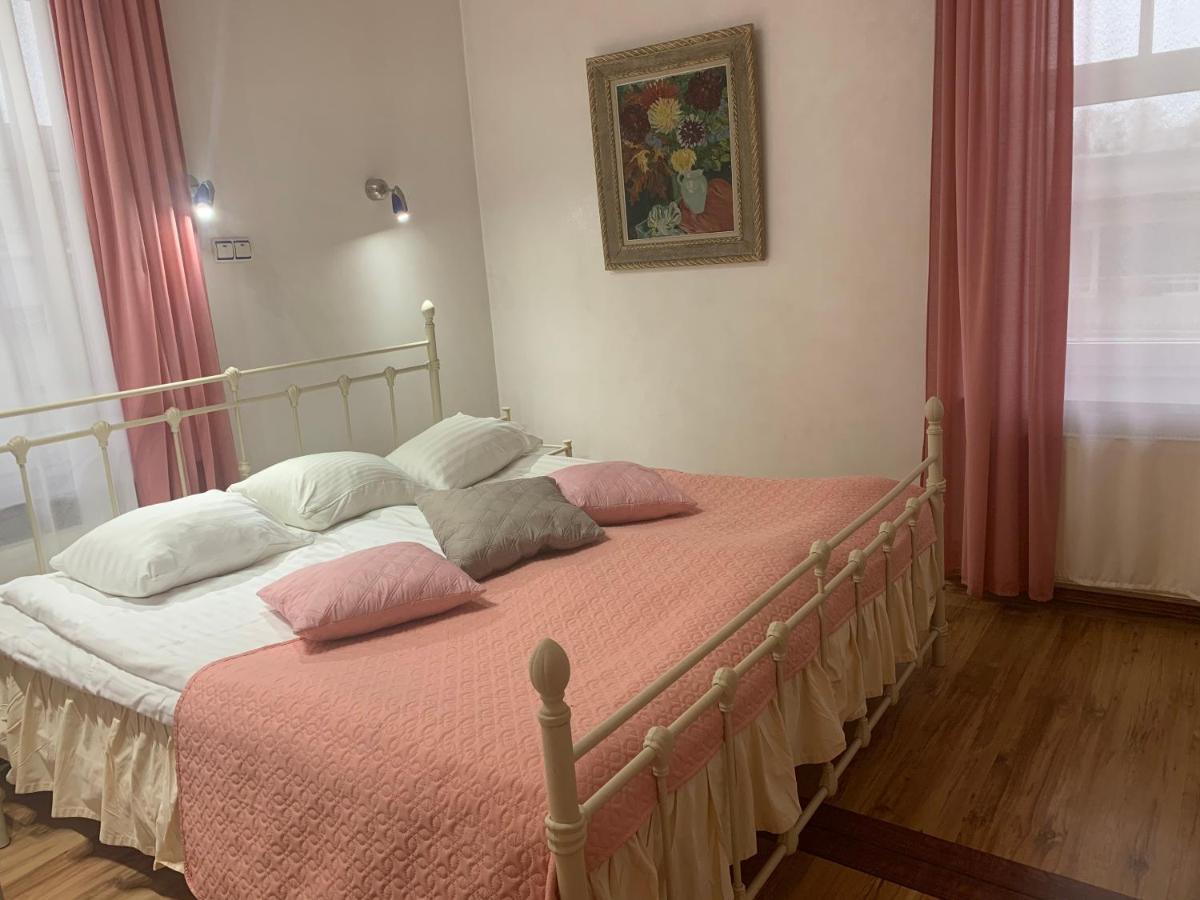 Nb Hotel With Free Parking ريغا المظهر الخارجي الصورة